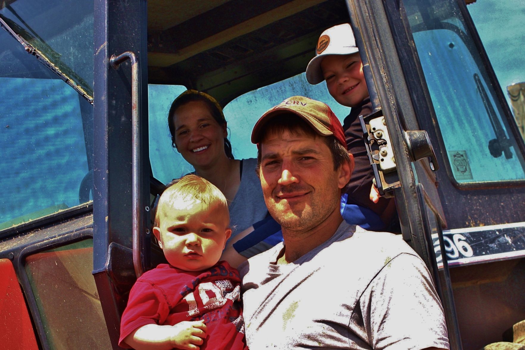 Mindy and Toby Cartledge with their boys Eli, 6, and Oliver, 11 months